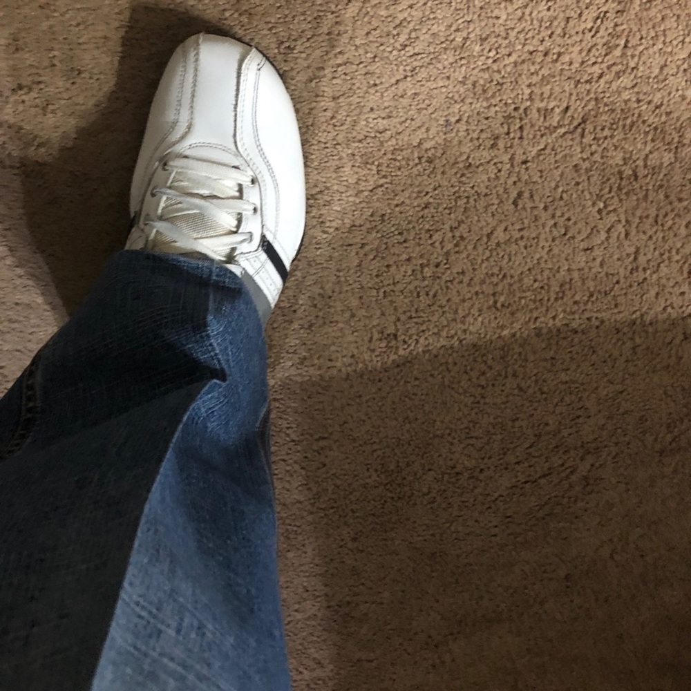 Shoe - Picture 5 of 7